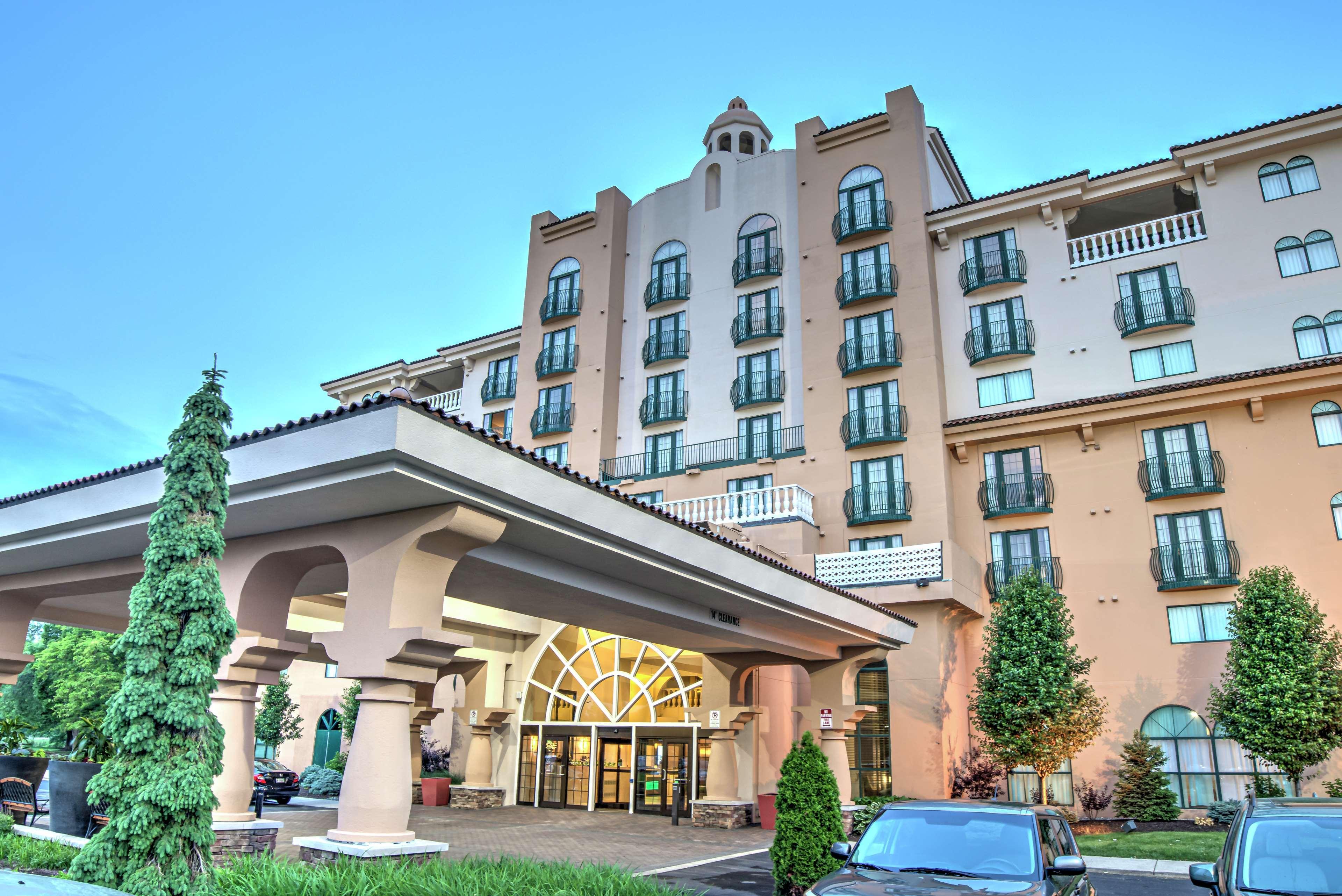 Embassy Suites By Hilton Indianapolis North Экстерьер фото